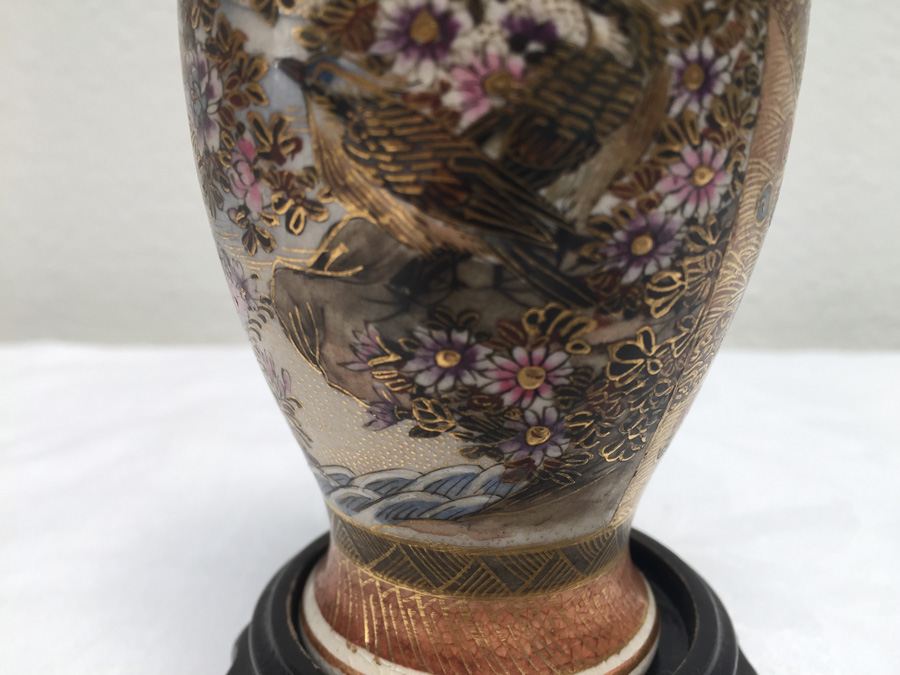Beautifully Hand Painted Vintage Asian Vase With Dragon Serpent - Note Repaired Damage At Top [Photo 15]