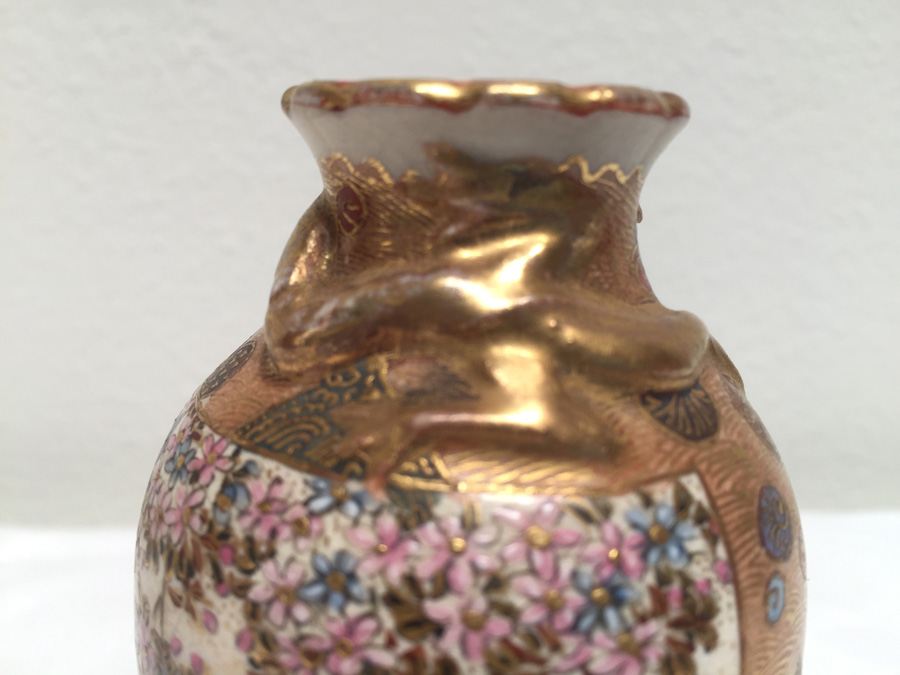 Beautifully Hand Painted Vintage Asian Vase With Dragon Serpent - Note Repaired Damage At Top [Photo 3]