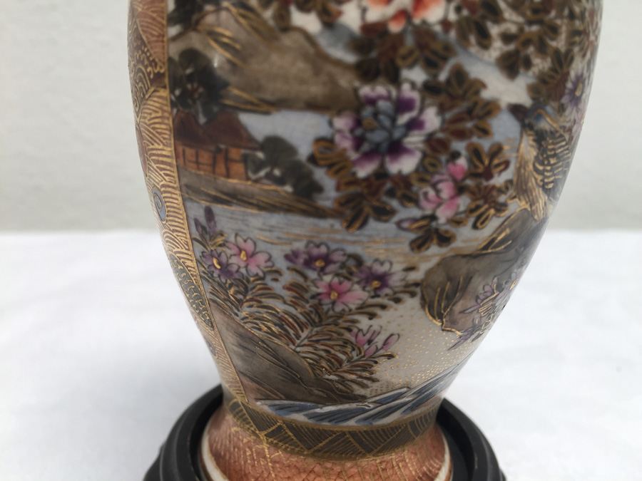 Beautifully Hand Painted Vintage Asian Vase With Dragon Serpent - Note Repaired Damage At Top [Photo 13]