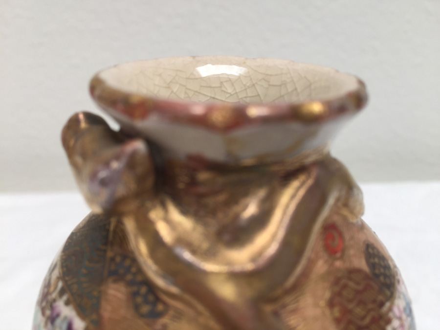 Beautifully Hand Painted Vintage Asian Vase With Dragon Serpent - Note Repaired Damage At Top [Photo 20]