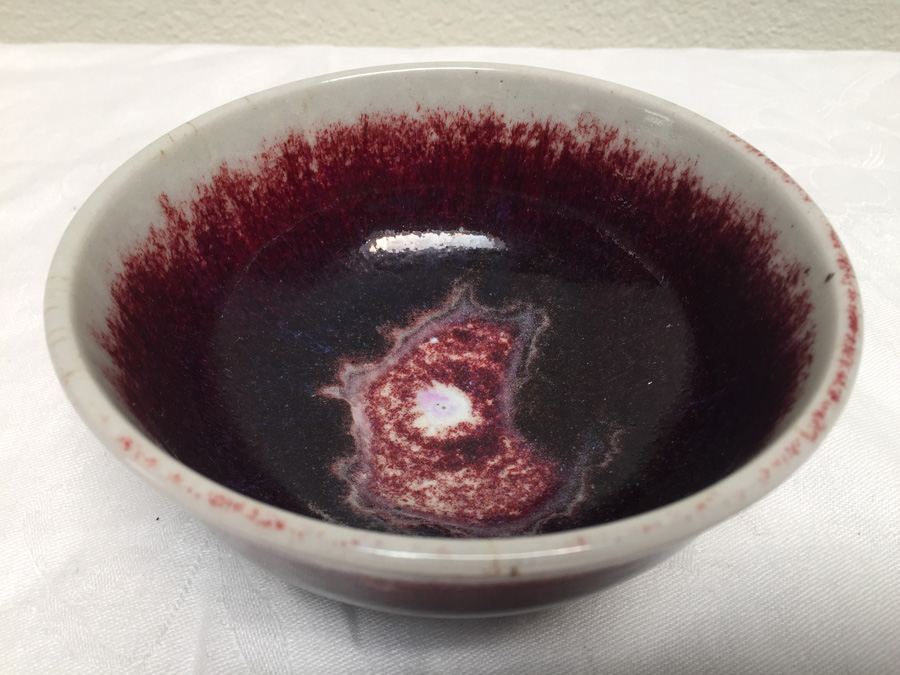 Beautifully Glazed Pottery Bowl With Purples [Photo 3]