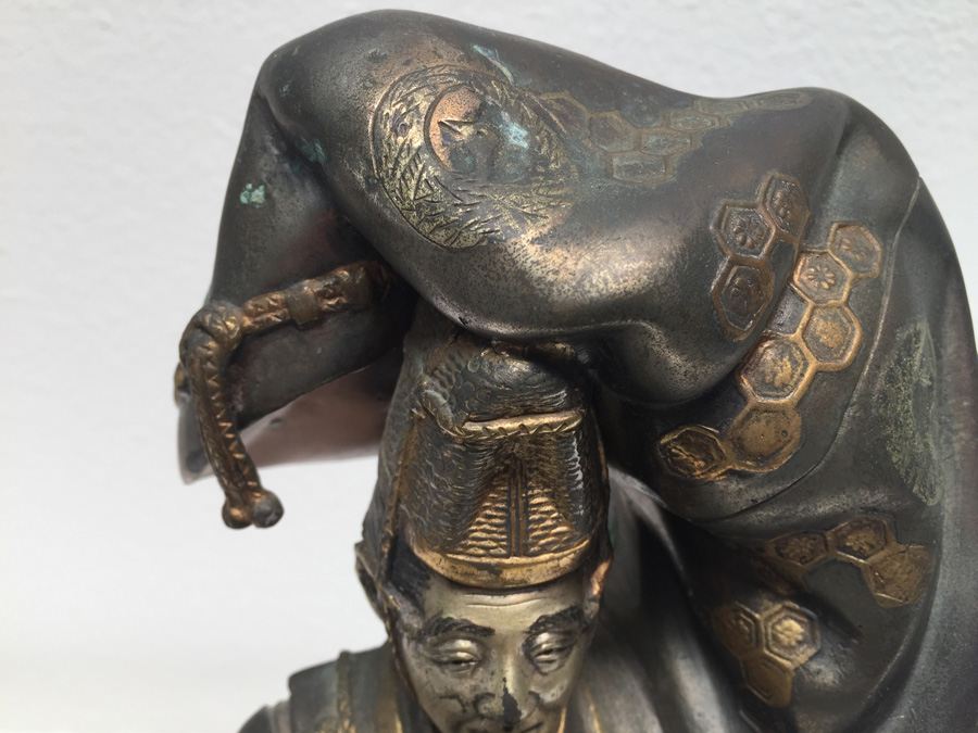 Large Signed Metal (Brass) Japanese Statue [Photo 4]