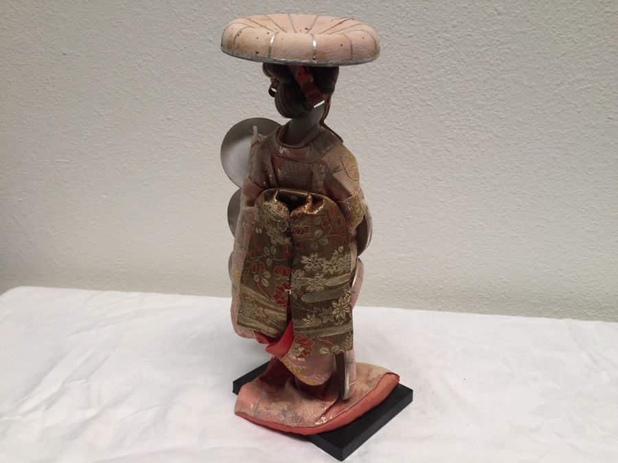Japanese Geisha Doll [Photo 10]