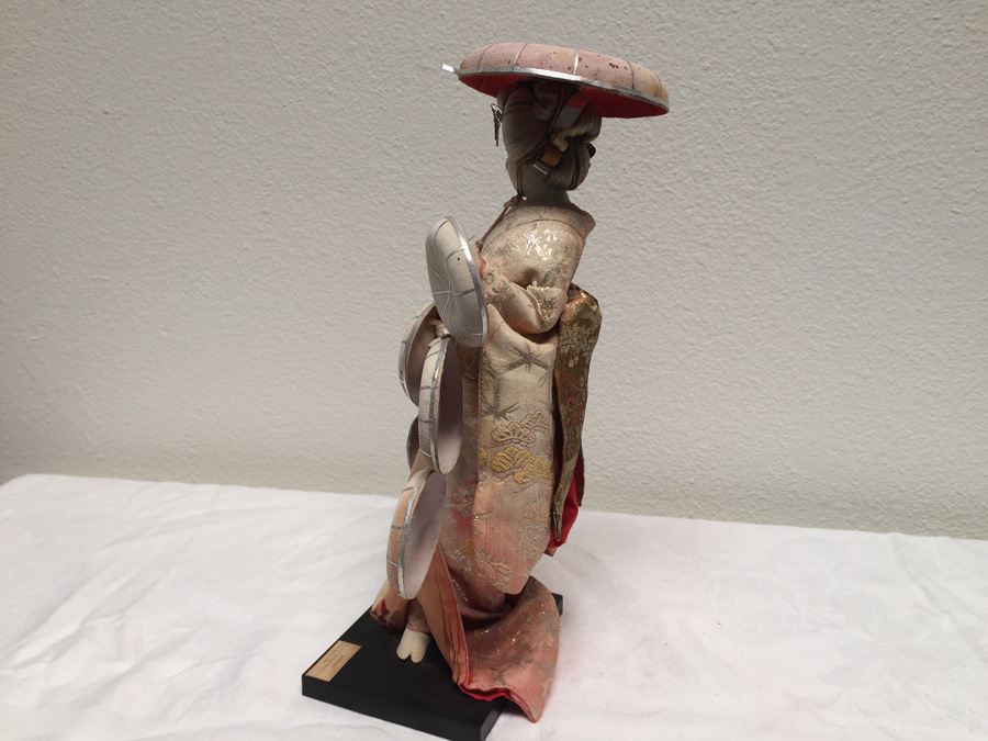 Japanese Geisha Doll [Photo 9]