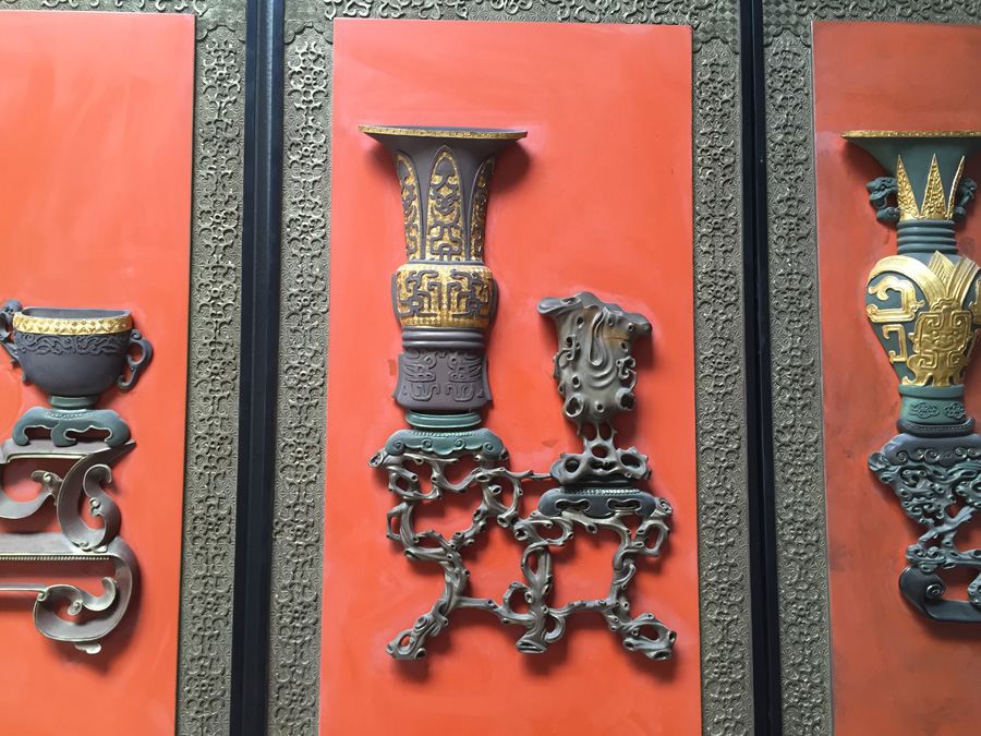 4 Piece Decorative Asian Wall Hangings [Photo 9]