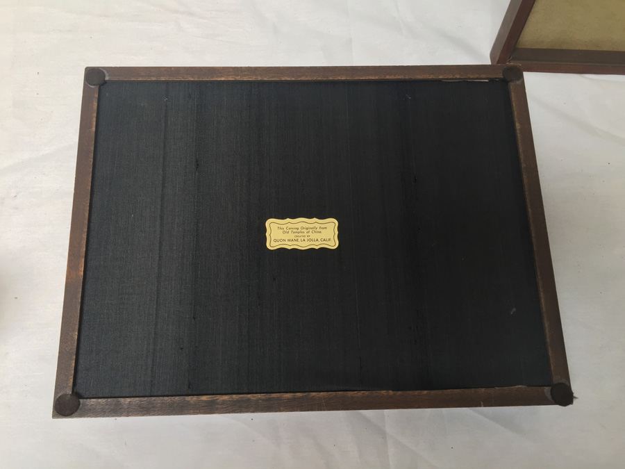 Wooden Box With Old China Temple Wood Carving [Photo 18]