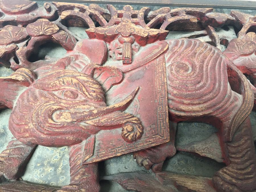 Wooden Box With Old China Temple Wood Carving [Photo 7]