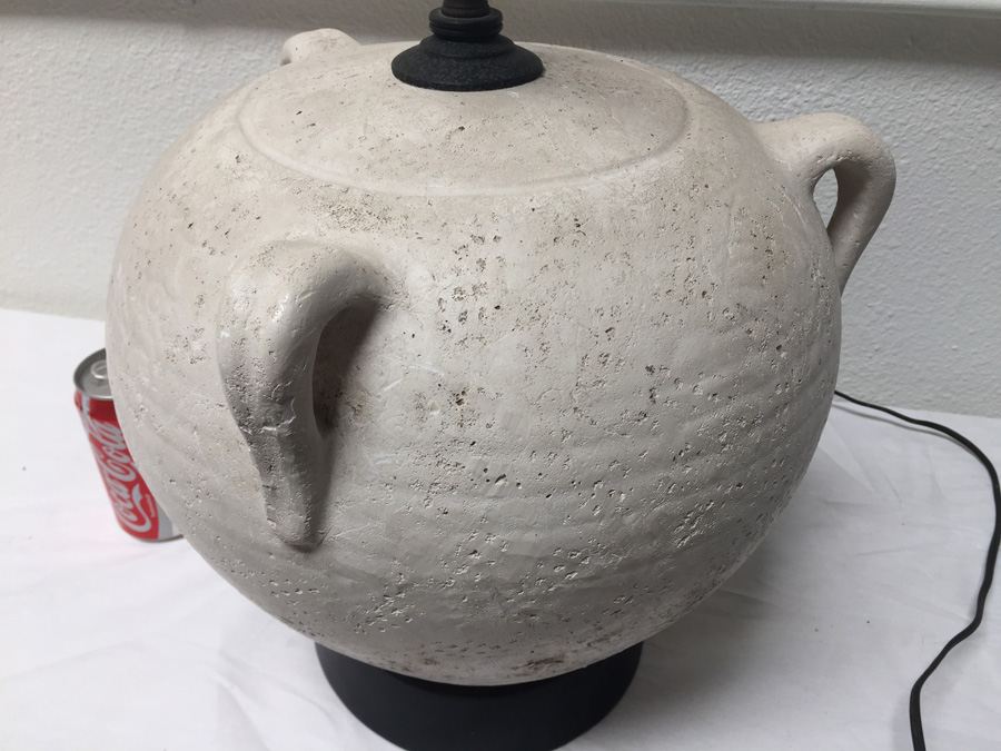 White Pottery Style Lamp From L. W. Berinoff San Francisco [Photo 5]