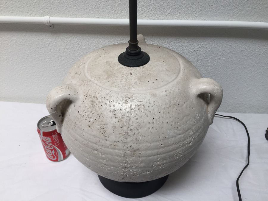 White Pottery Style Lamp From L. W. Berinoff San Francisco [Photo 3]