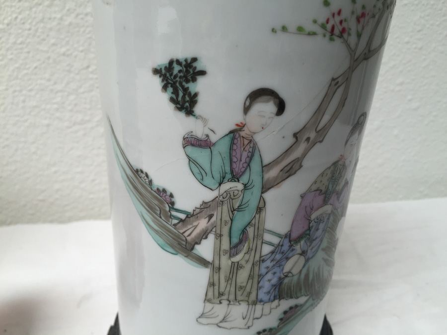 Pair Of Asian Signed Vases - One Vase Has A Crack [Photo 9]