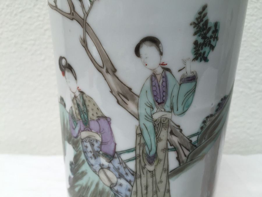 Pair Of Asian Signed Vases - One Vase Has A Crack [Photo 5]