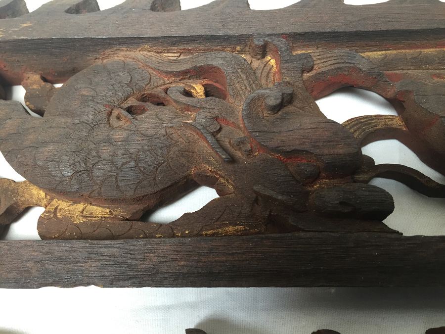 Old Asian Wood Carvings Of Dragon [Photo 3]