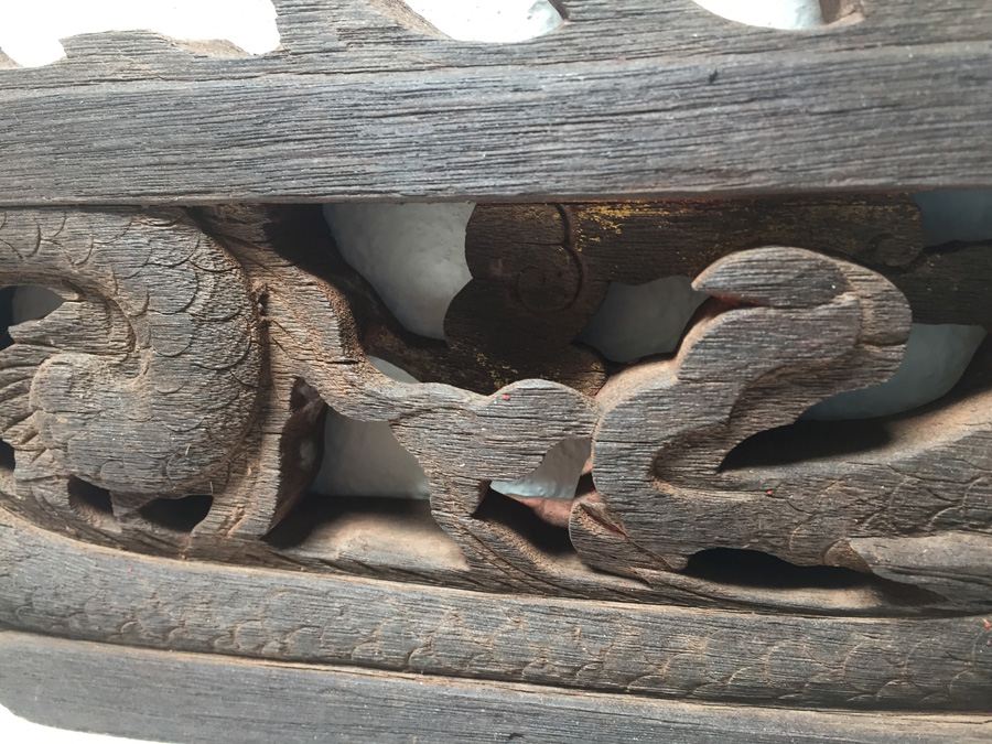 Old Asian Wood Carvings Of Dragon [Photo 9]