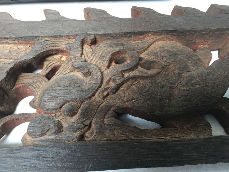 Old Asian Wood Carvings Of Dragon [Photo 18]