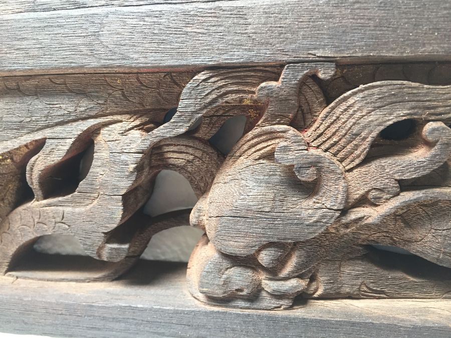 Old Asian Wood Carvings Of Dragon [Photo 7]