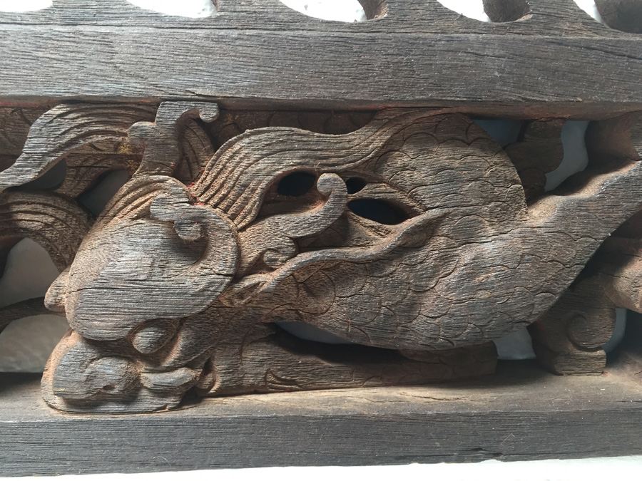 Old Asian Wood Carvings Of Dragon [Photo 2]