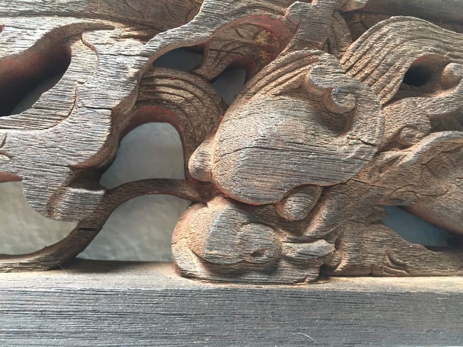 Old Asian Wood Carvings Of Dragon [Photo 4]