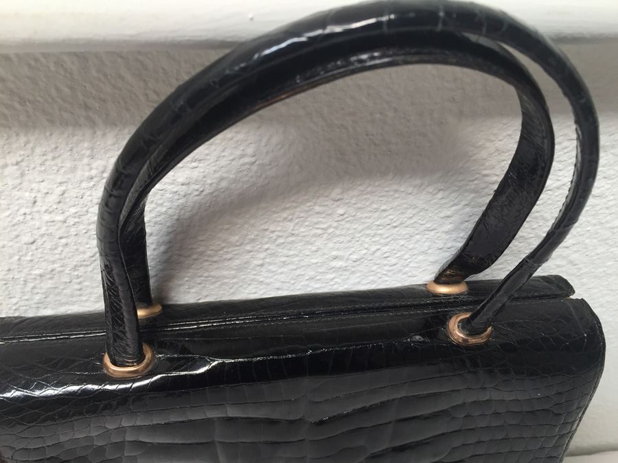 Black Aligator Skin Handbag [Photo 3]