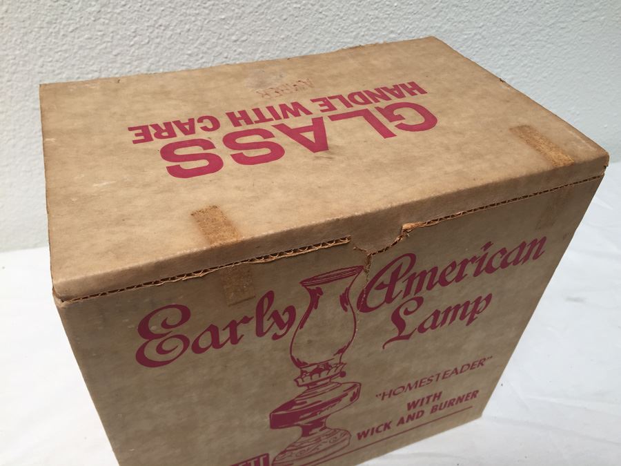 Early American Lamp In Original Box - Homesteader [Photo 4]