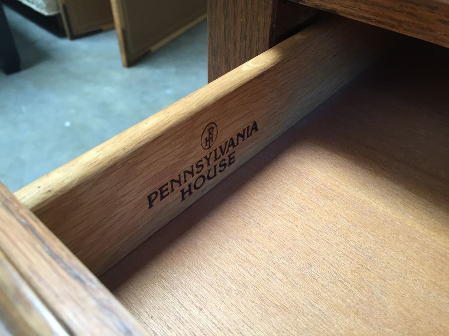 Pennsylvania House Side Table [Photo 3]