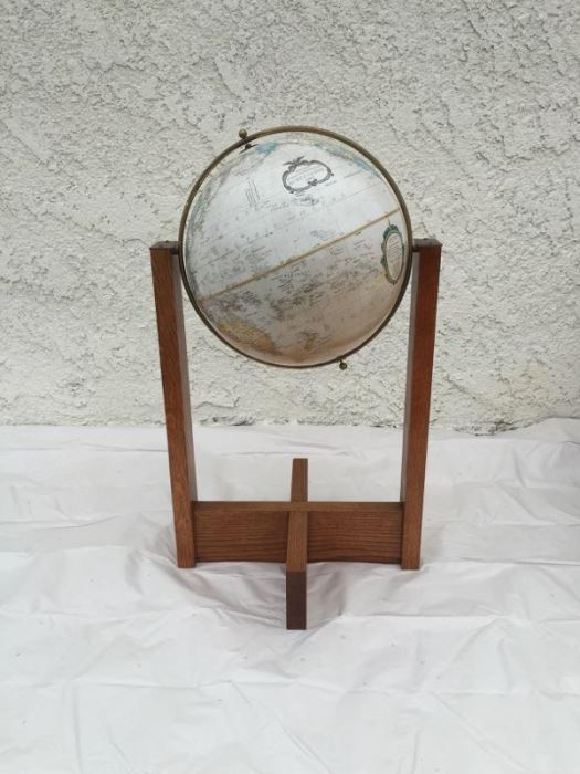 World Globe With Wooden Stand [Photo 1]