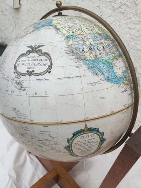 World Globe With Wooden Stand [Photo 4]