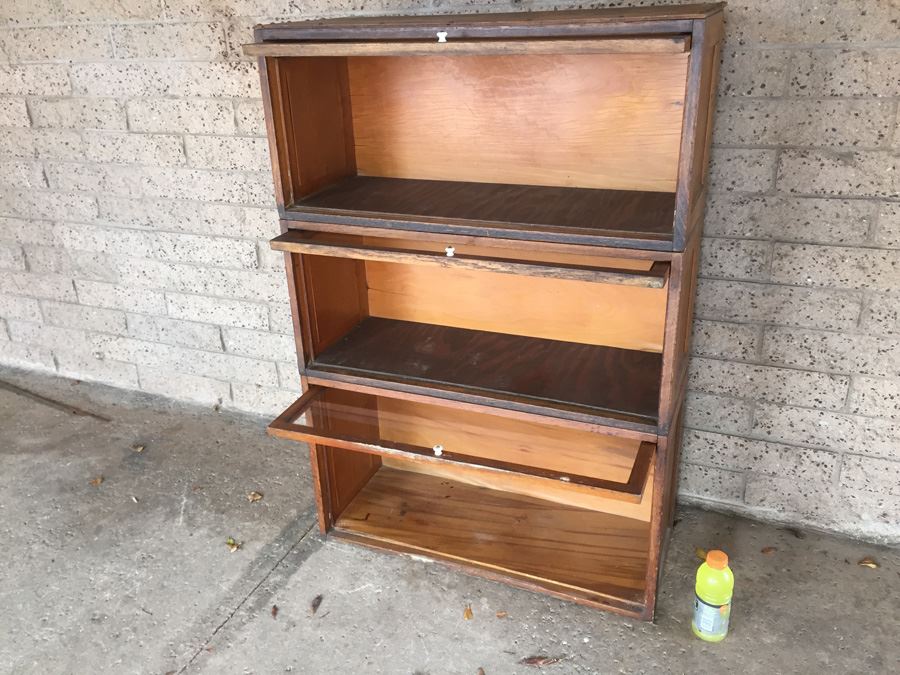 Vintage 3-Piece Lawyer Bookcase [Photo 9]