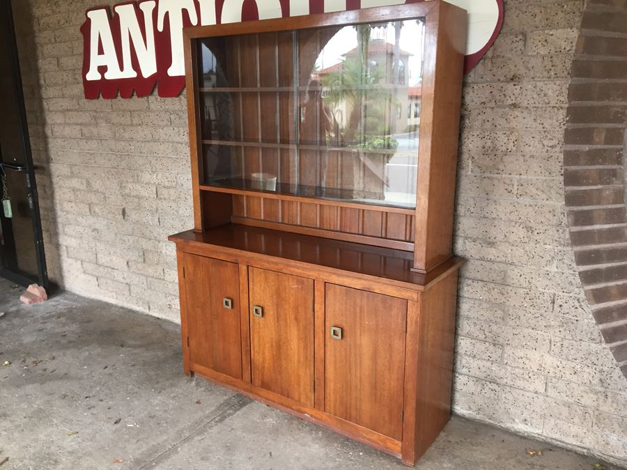 Solid Mid-Century 2-Piece Cabinet With Hutch And Sliding Glass Doors [Photo 5]