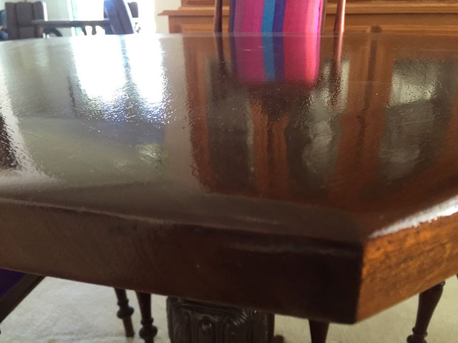 Wood Carved Pedestal Table With Four Chairs [Photo 20]