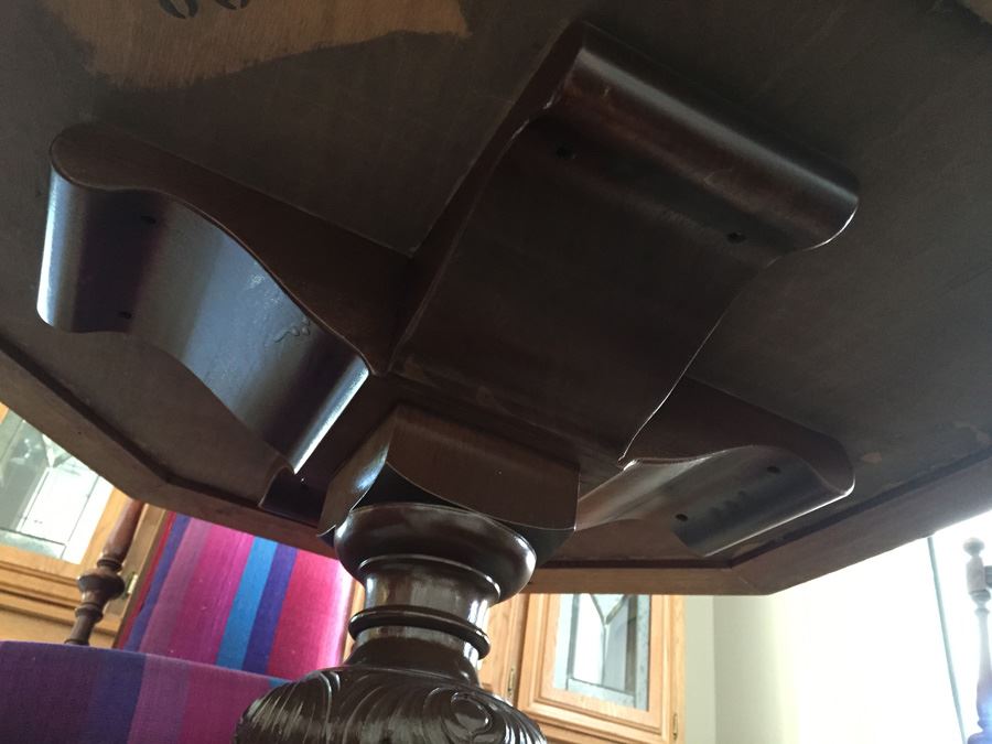 Wood Carved Pedestal Table With Four Chairs [Photo 18]