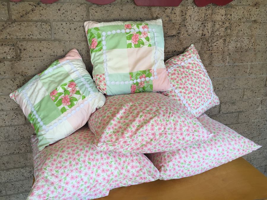 Lilly Pulitzer Pillows [Photo 4]