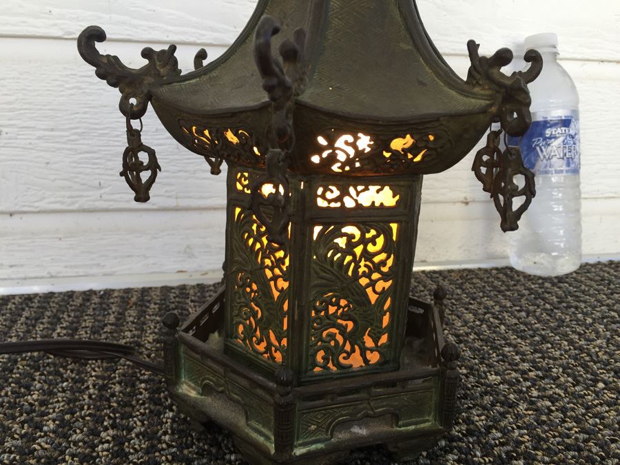 Stunning Asian Metal Lamp [Photo 17]