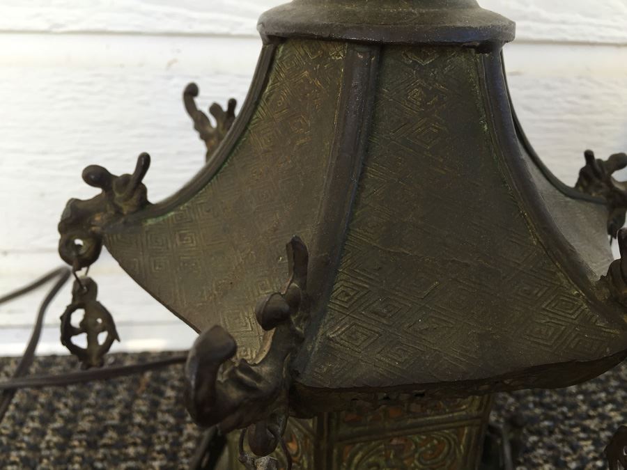 Stunning Asian Metal Lamp [Photo 7]