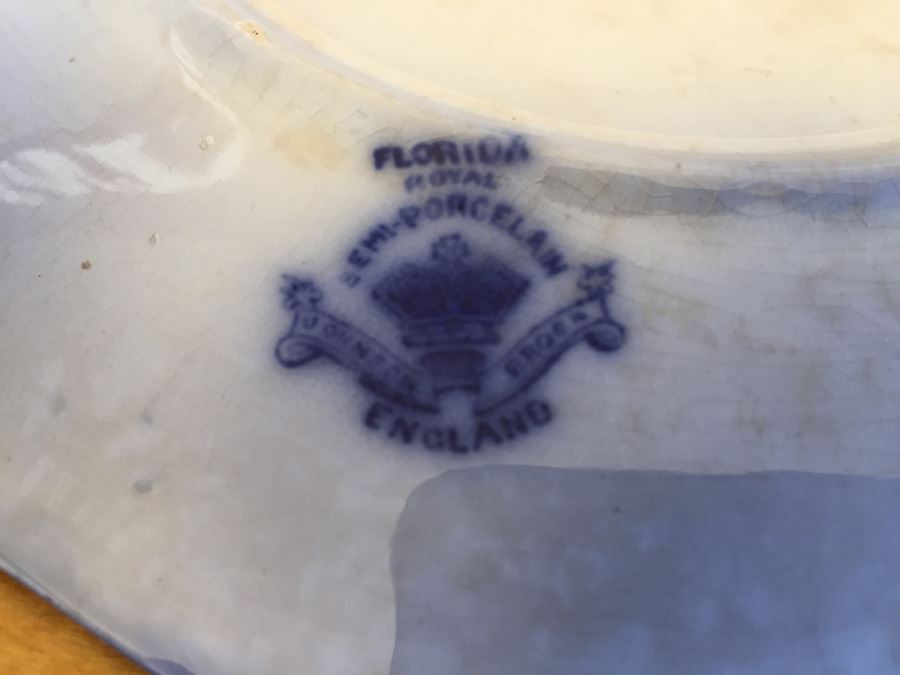 8' Florida Flow Blue England Plate [Photo 10]