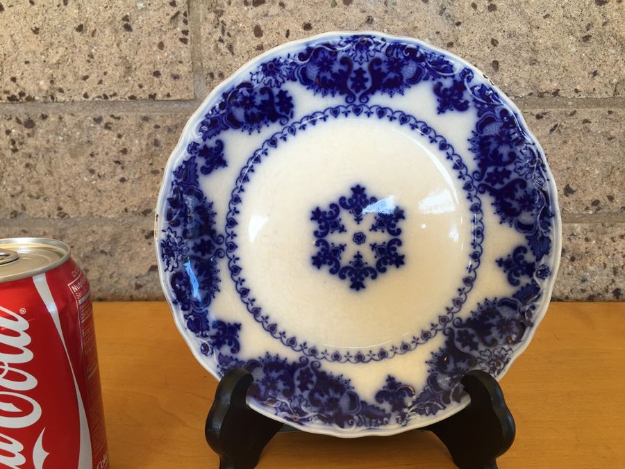 Johnson Bros. Albany England Flow Blue Plate [Photo 1]