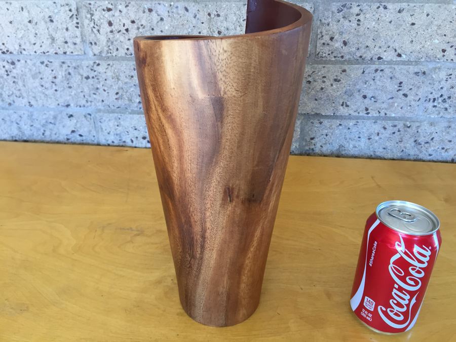 Contemporary Wooden Vase [Photo 5]