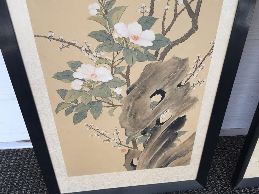 Pair Of Chinese Paintings In Ink On Silk [Photo 4]