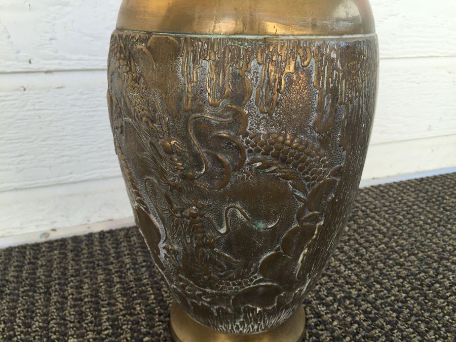 Beautiful Vintage Solid Brass Asian Vase With Dragons [Photo 4]