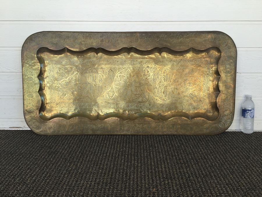 Large Peshawar Pakistan Hand Hammered Brass Tray [Photo 1]
