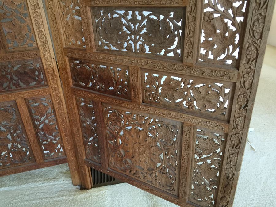 3-Panel Carved Wood Screen Room Divider [Photo 9]