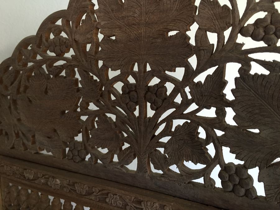 3-Panel Carved Wood Screen Room Divider [Photo 6]