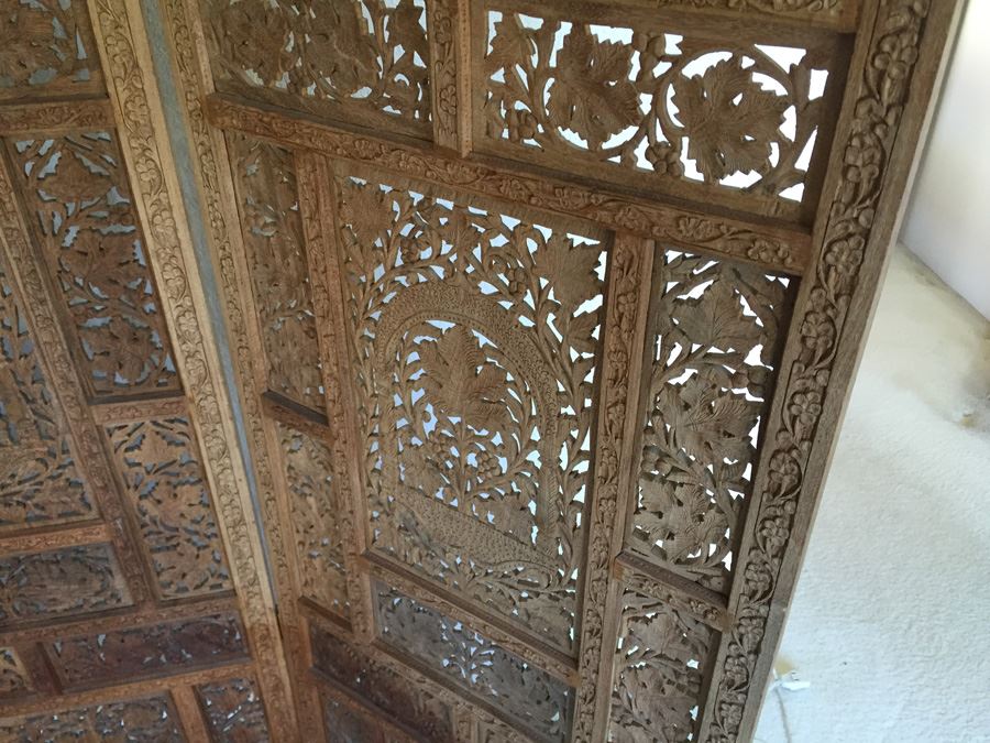 3-Panel Carved Wood Screen Room Divider [Photo 8]