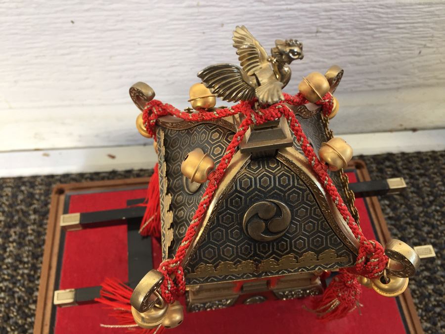 Metal Japanese Shrine Replica Model (MIKOSHI) [Photo 3]