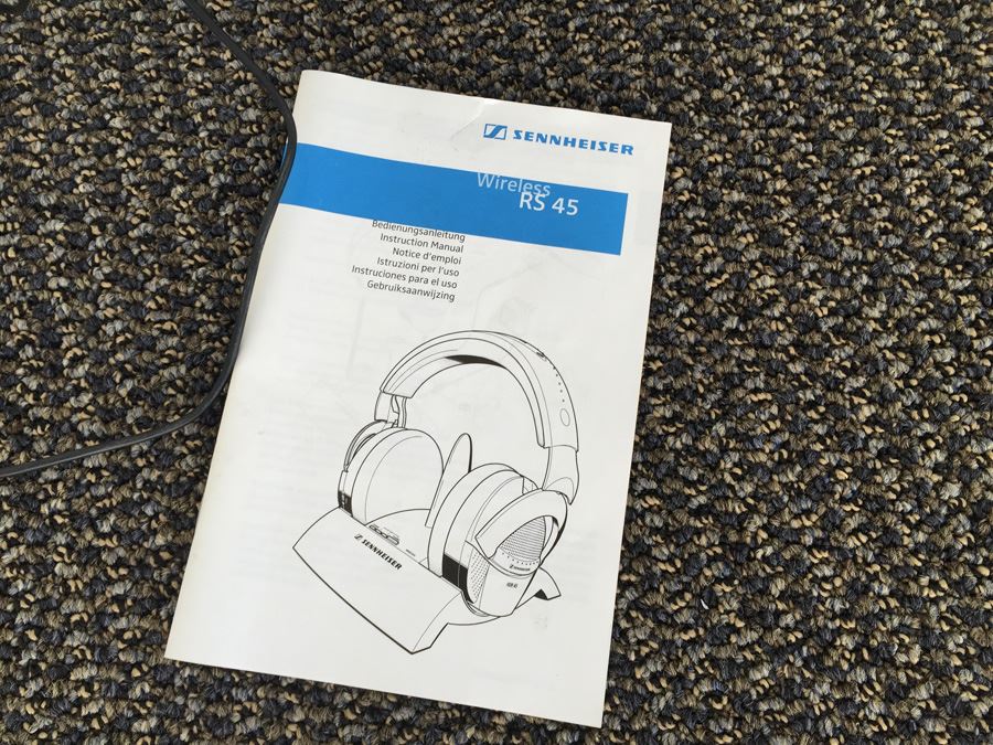 Sennheiser Wireless HiFi Headphones RS 45 - Estimate $350 [Photo 2]