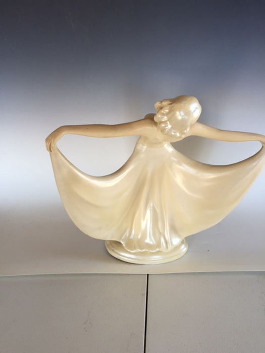 Large Figurine Of Woman Stretching Out Her Dress By Original Art - CHARITY ITEM [Photo 6]