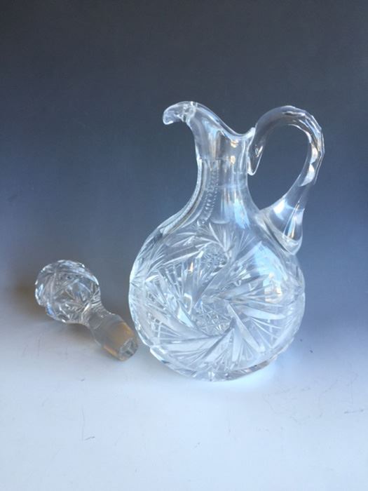 Cut Glass Pitcher With Stopper [Photo 4]