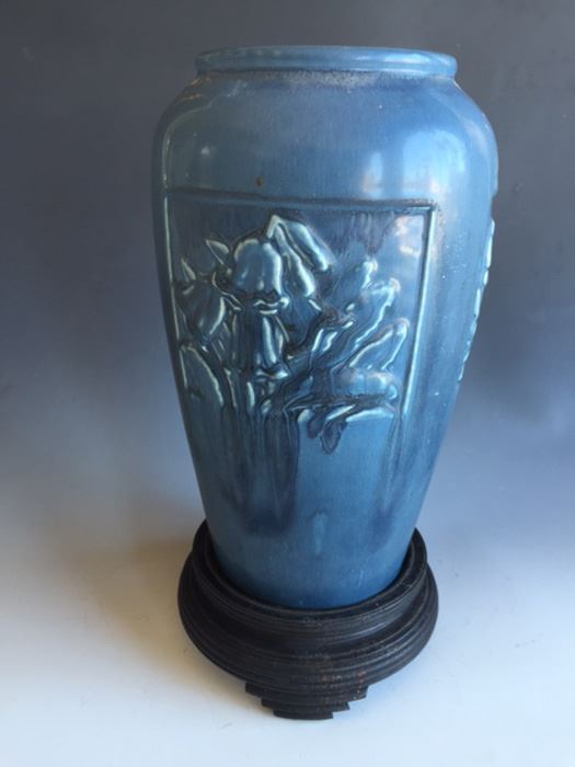 Rare Beautiful Blue Rookwood Vase, XX, Mold No. 2487 - Estimate $250 [Photo 2]