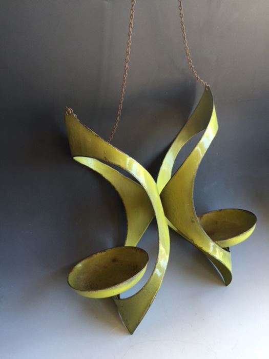Mid-Century Lime Green Metal Candle Plant Holder Hanger [Photo 3]