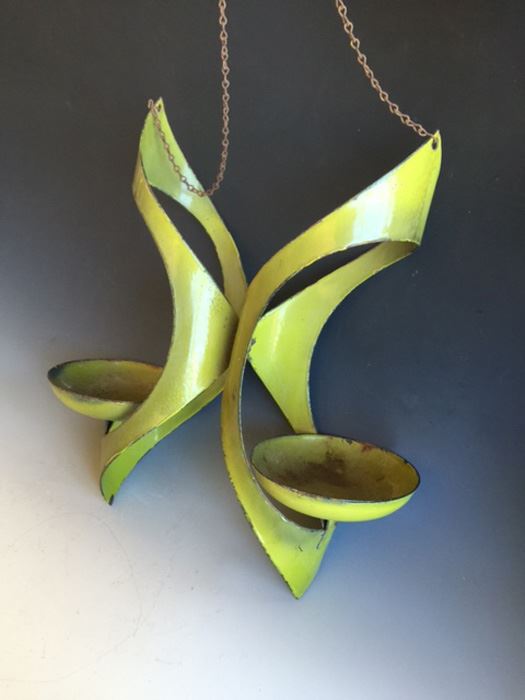 Mid-Century Lime Green Metal Candle Plant Holder Hanger [Photo 2]
