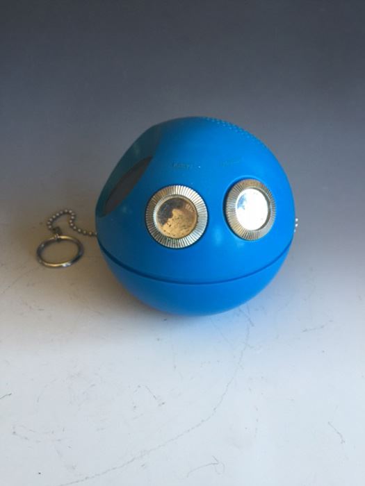 Blue Panasonic Panapet Spherical Radio [Photo 2]